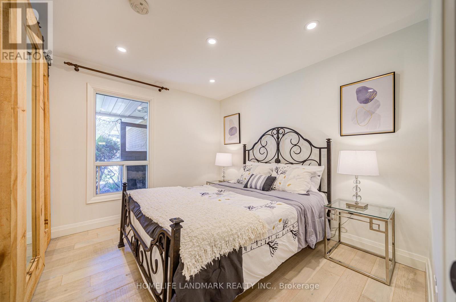 20 Goodview Road, Toronto, Ontario  M2J 2K5 - Photo 23 - C12090810