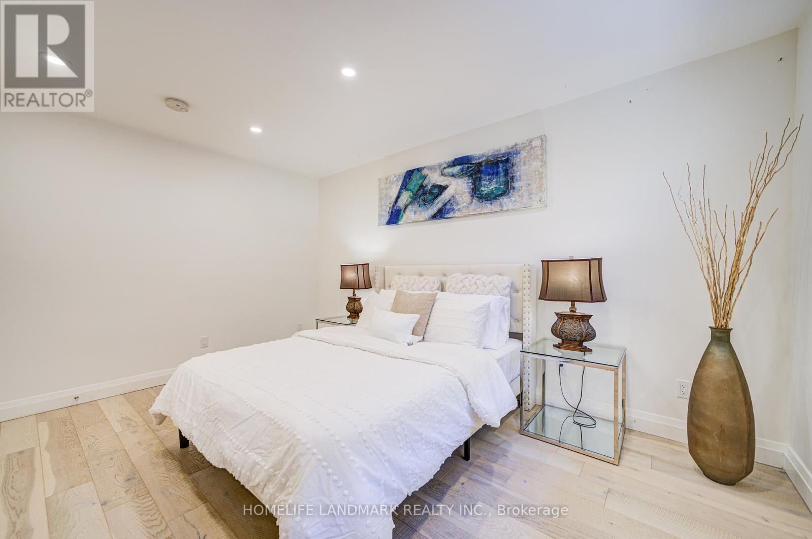 20 Goodview Road, Toronto, Ontario  M2J 2K5 - Photo 28 - C12090810