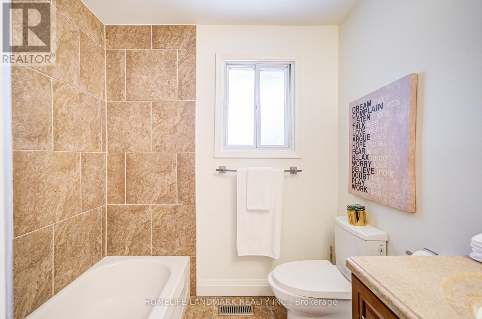20 Goodview Road, Toronto, Ontario  M2J 2K5 - Photo 33 - C12090810