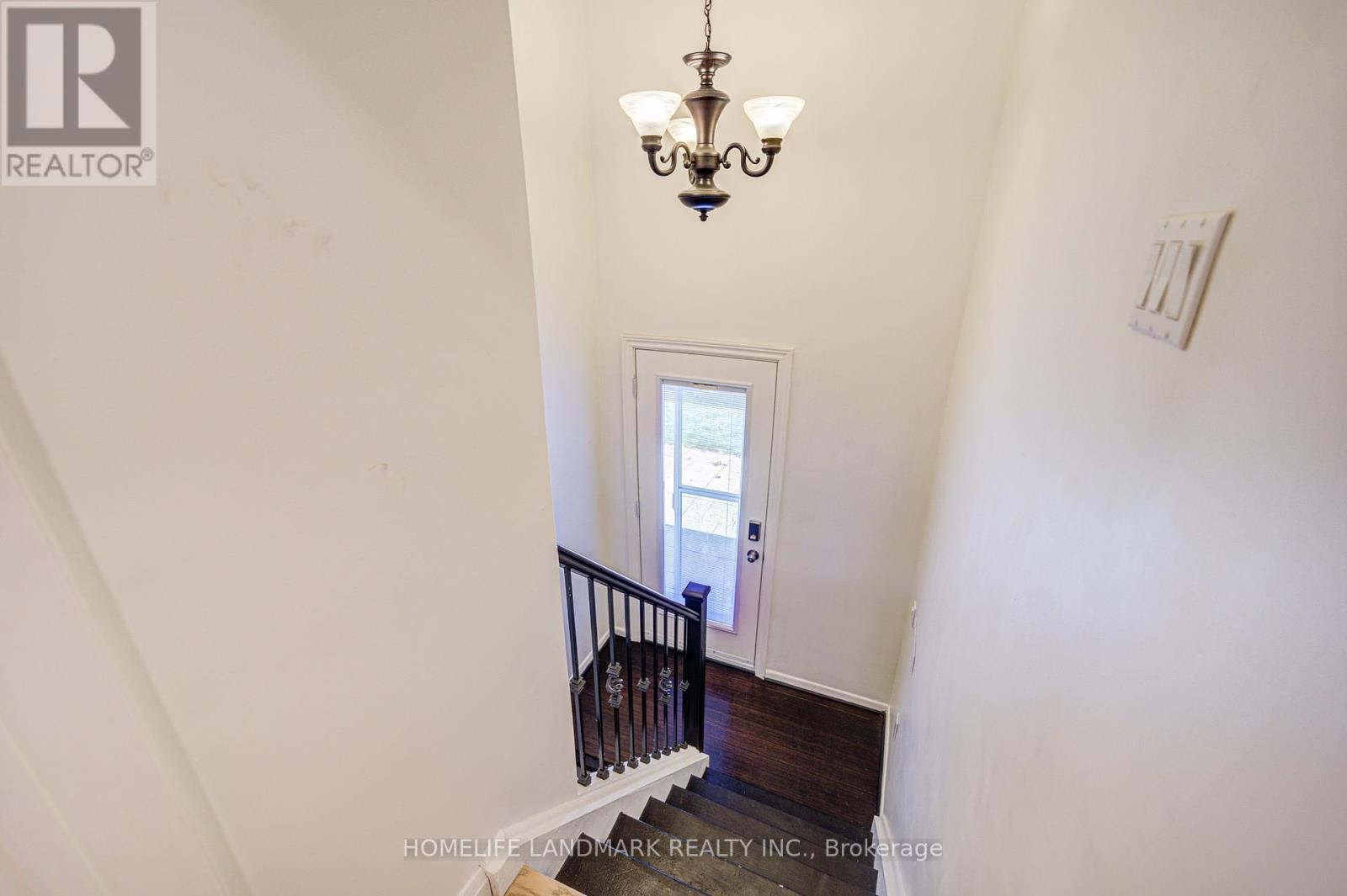 20 Goodview Road, Toronto, Ontario  M2J 2K5 - Photo 34 - C12090810