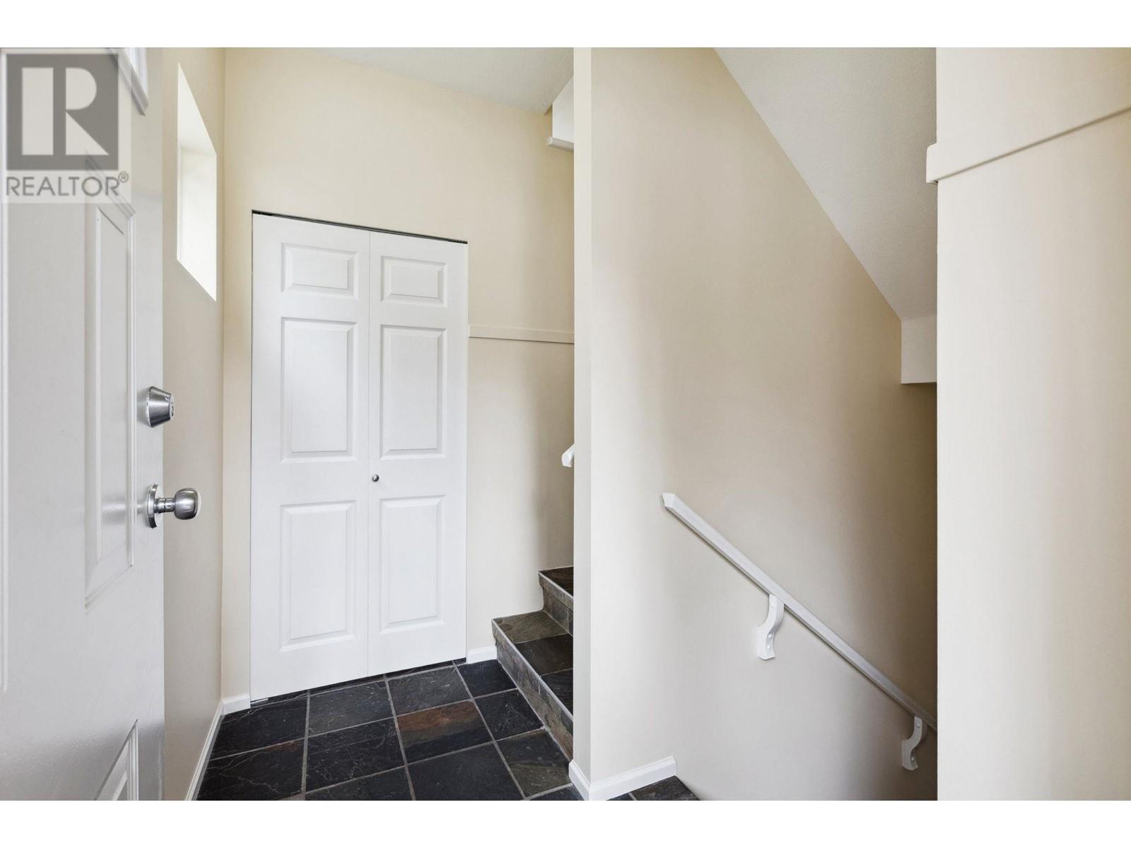 Property at 60 15 FOREST PARK WAY image 4