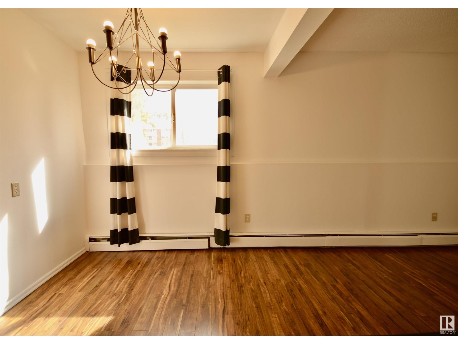 Property at #19 11255 31 AV NW image 5