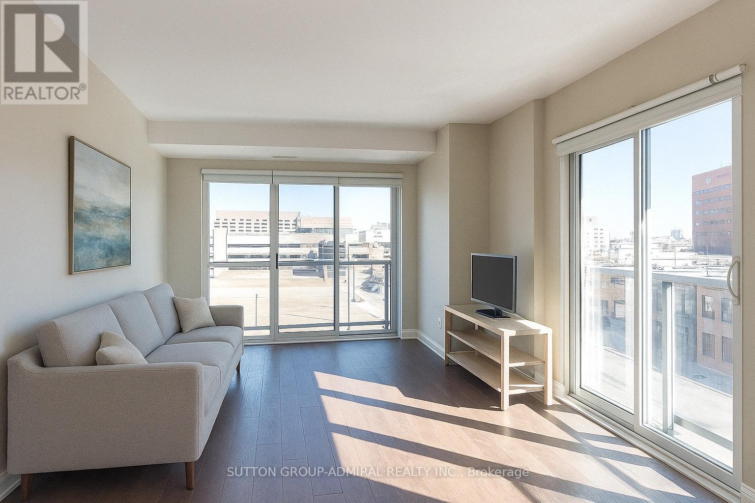Property at 305 - 44 BOND STREET W image 1