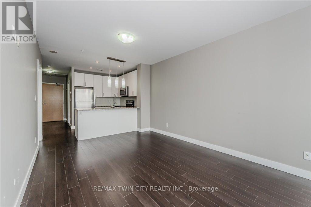 1707 - 1 Victoria Street S, Kitchener, Ontario  N2G 0B5 - Photo 8 - X12090837