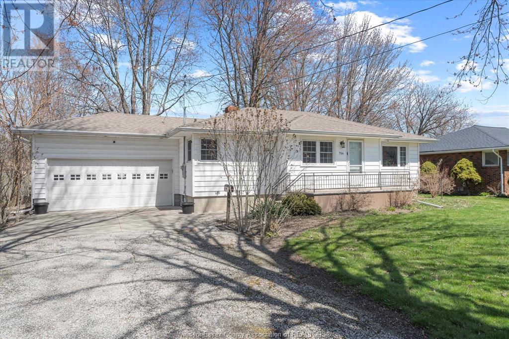 Property at 756 DUCHARME STREET image 2