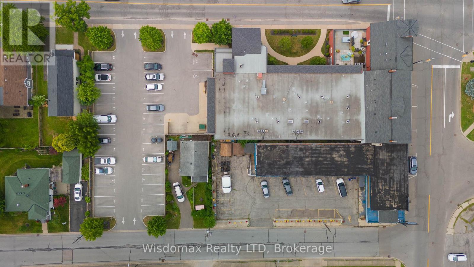4 - 3710 Main Street, Niagara Falls, Ontario  L2G 6B1 - Photo 3 - X12090863