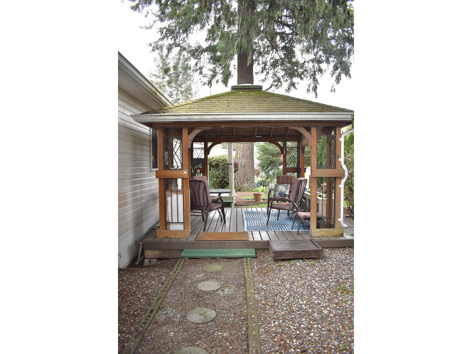 Property at 18 6338 VEDDER ROAD image 3