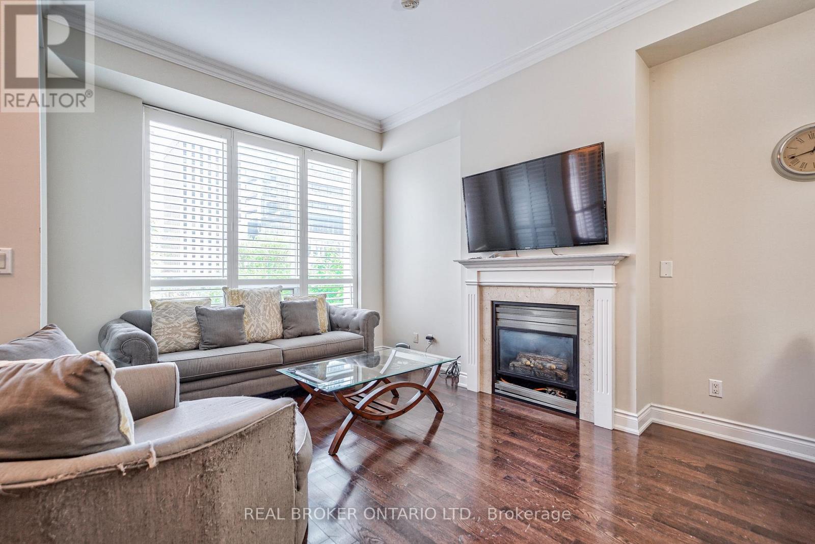 Th08 - 761 Bay Street, Toronto, Ontario  M5G 2R2 - Photo 12 - C12090862