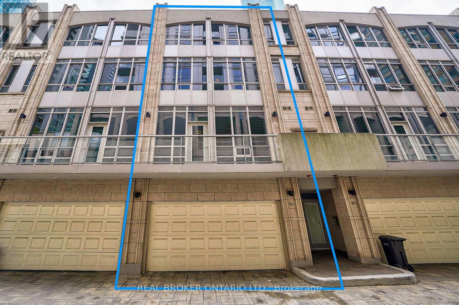 Th08 - 761 Bay Street, Toronto, Ontario  M5G 2R2 - Photo 2 - C12090862