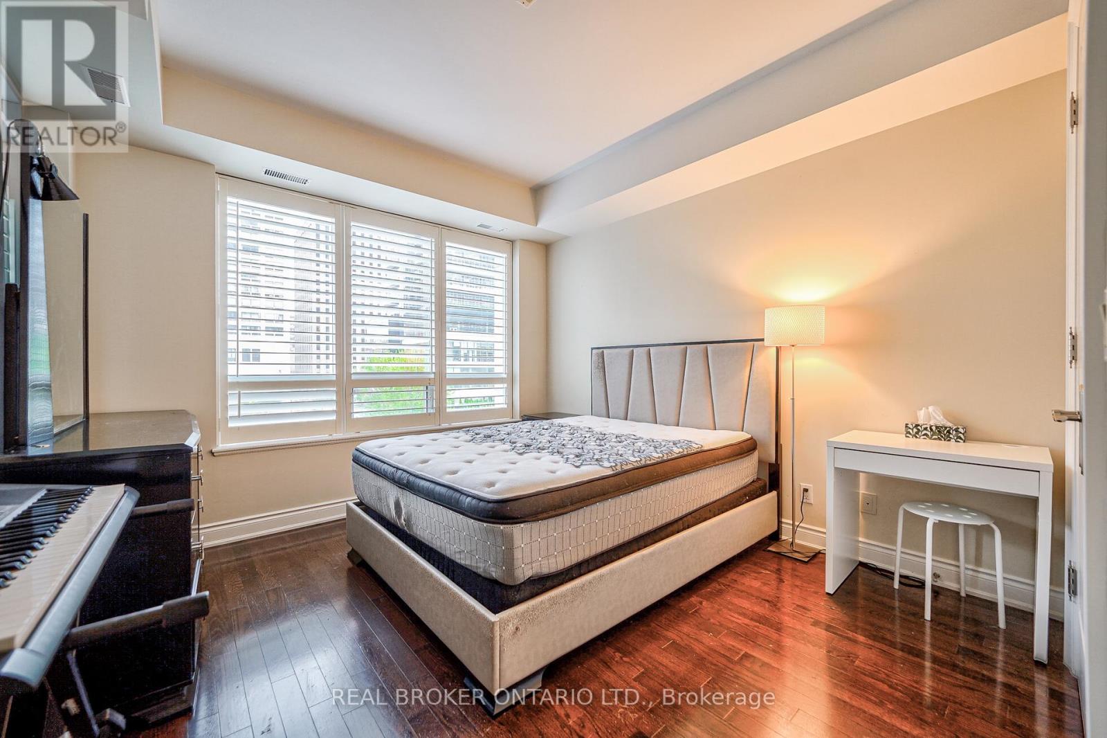 Th08 - 761 Bay Street, Toronto, Ontario  M5G 2R2 - Photo 25 - C12090862