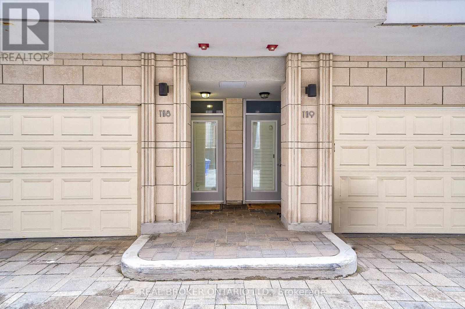 Th08 - 761 Bay Street, Toronto, Ontario  M5G 2R2 - Photo 5 - C12090862