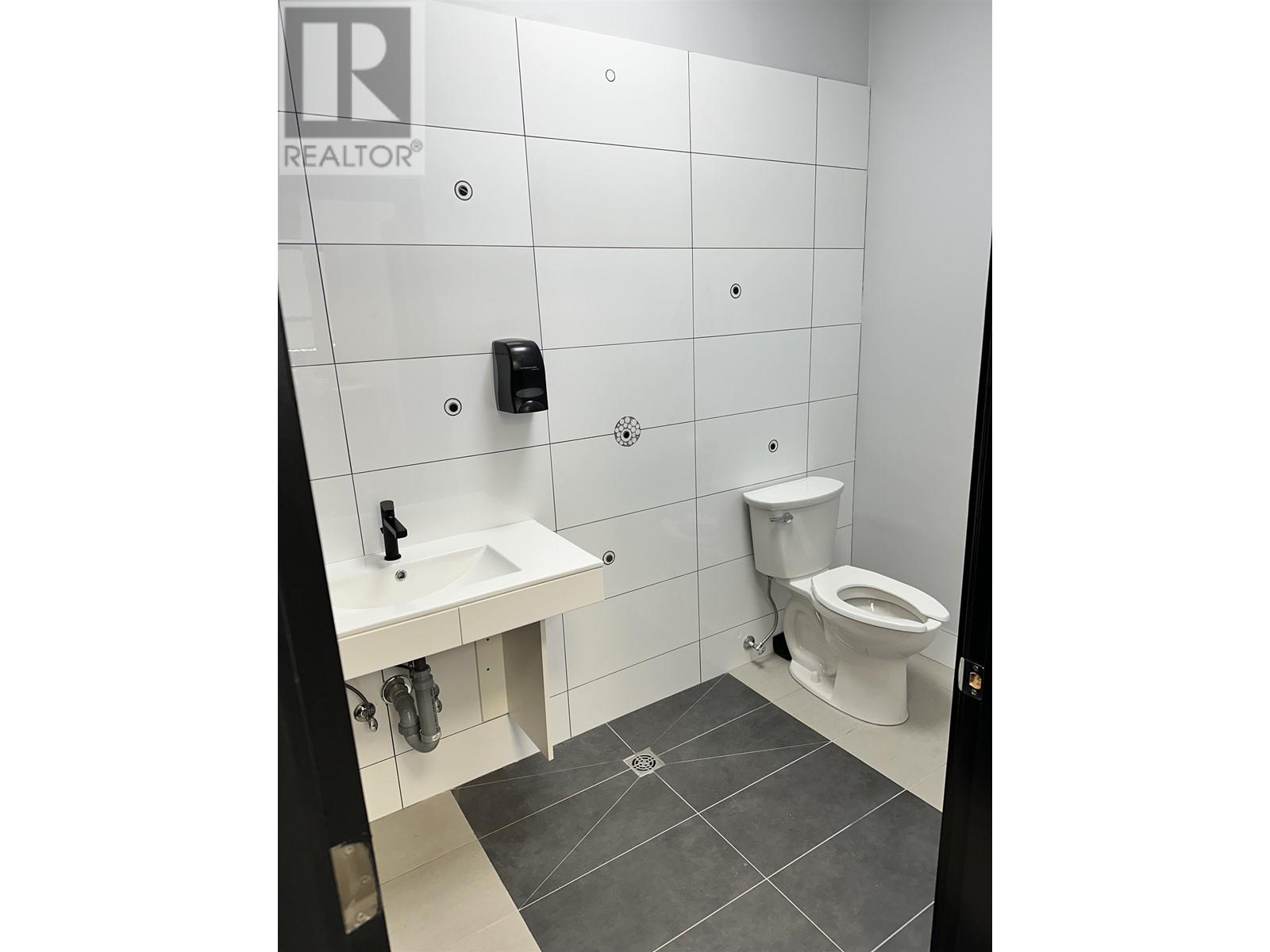24 1833 Coast Meridian Road, Port Coquitlam, British Columbia  V3C 6R8 - Photo 5 - C8068531