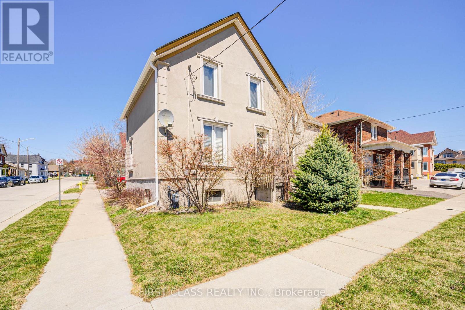 Property at 24 COLBORNE STREET W image 1