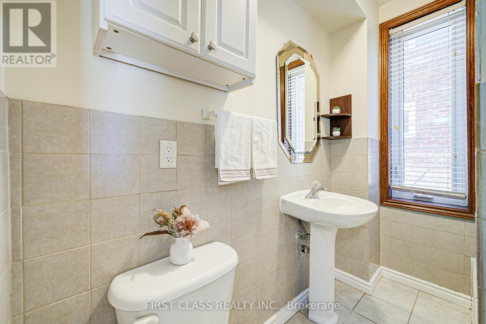 24 Colborne Street W, Oshawa, Ontario  L1G 1L4 - Photo 21 - E12090877