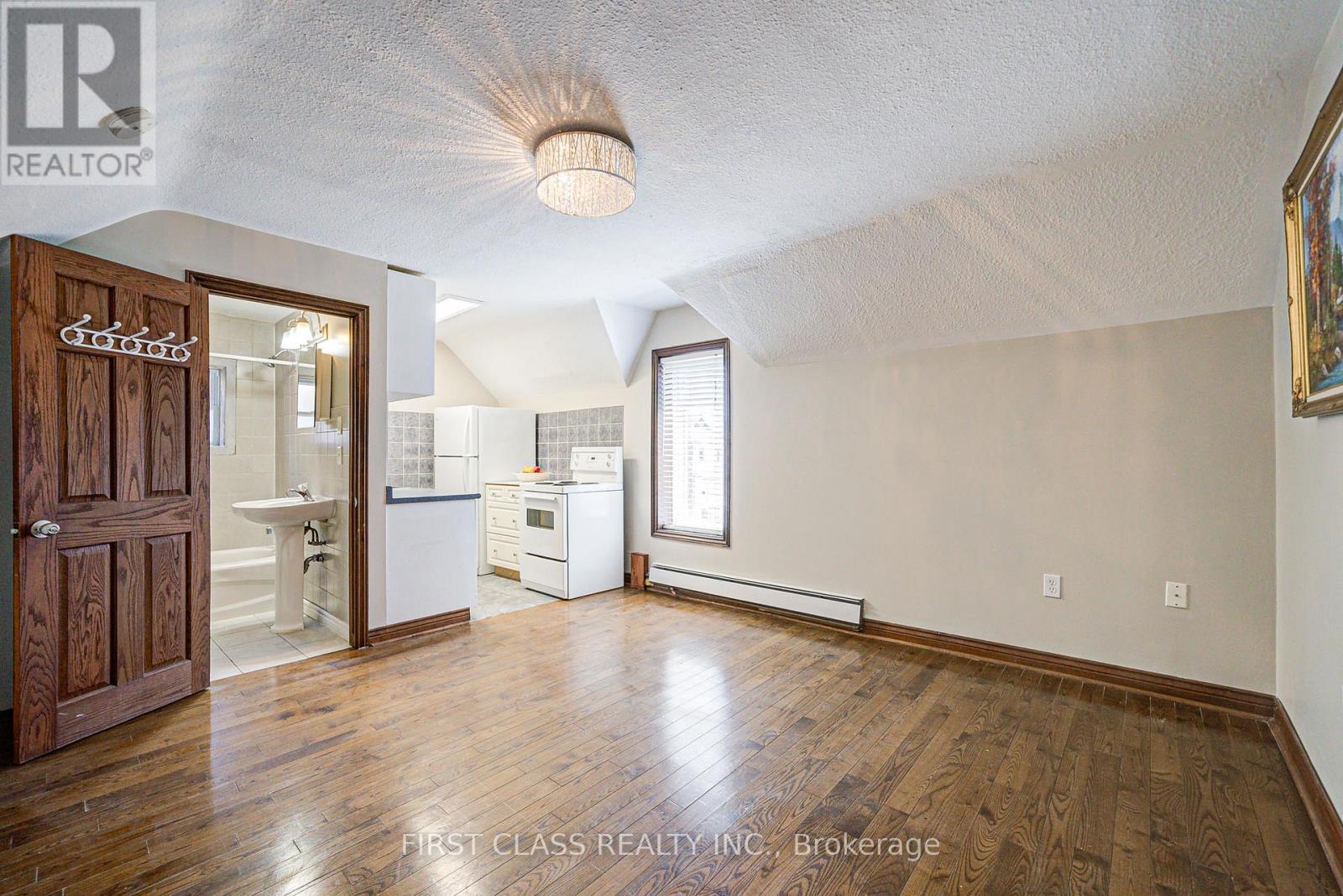 24 Colborne Street W, Oshawa, Ontario  L1G 1L4 - Photo 32 - E12090877