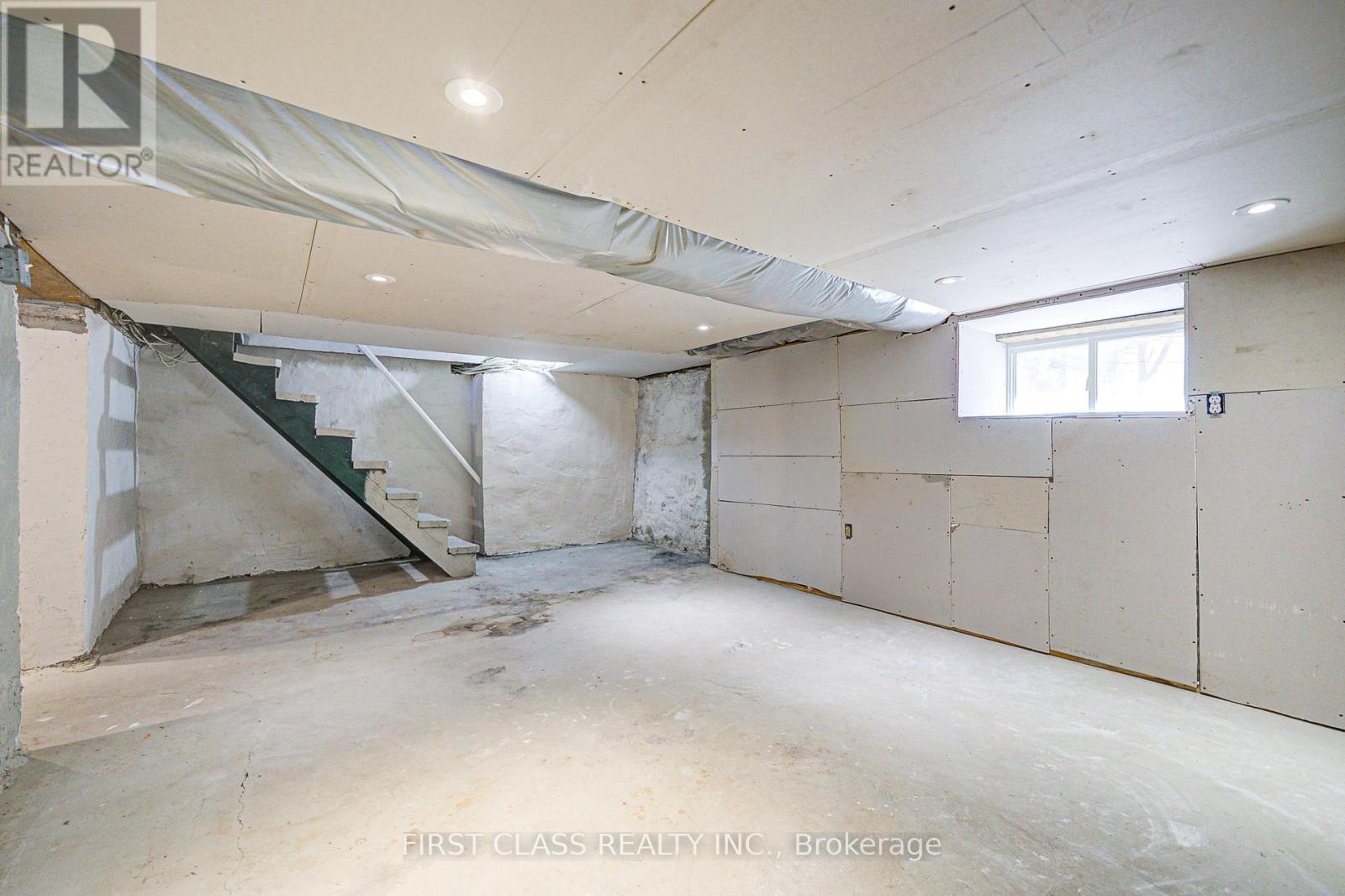24 Colborne Street W, Oshawa, Ontario  L1G 1L4 - Photo 39 - E12090877