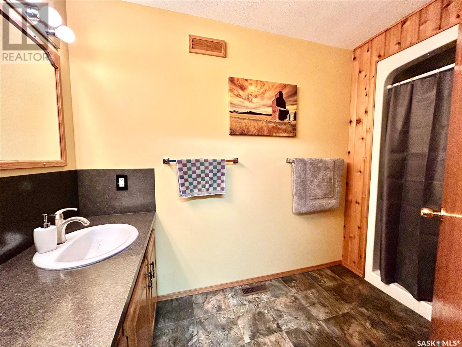 537 Fir Crescent, Carrot River, Saskatchewan  S0E 0L0 - Photo 20 - SK002939