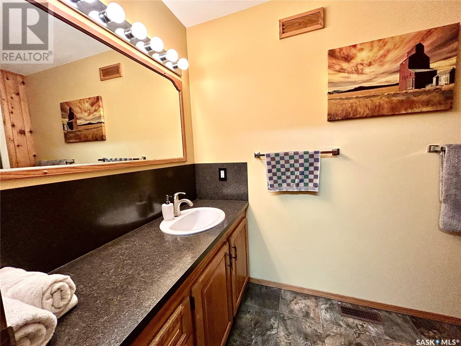 537 Fir Crescent, Carrot River, Saskatchewan  S0E 0L0 - Photo 19 - SK002939