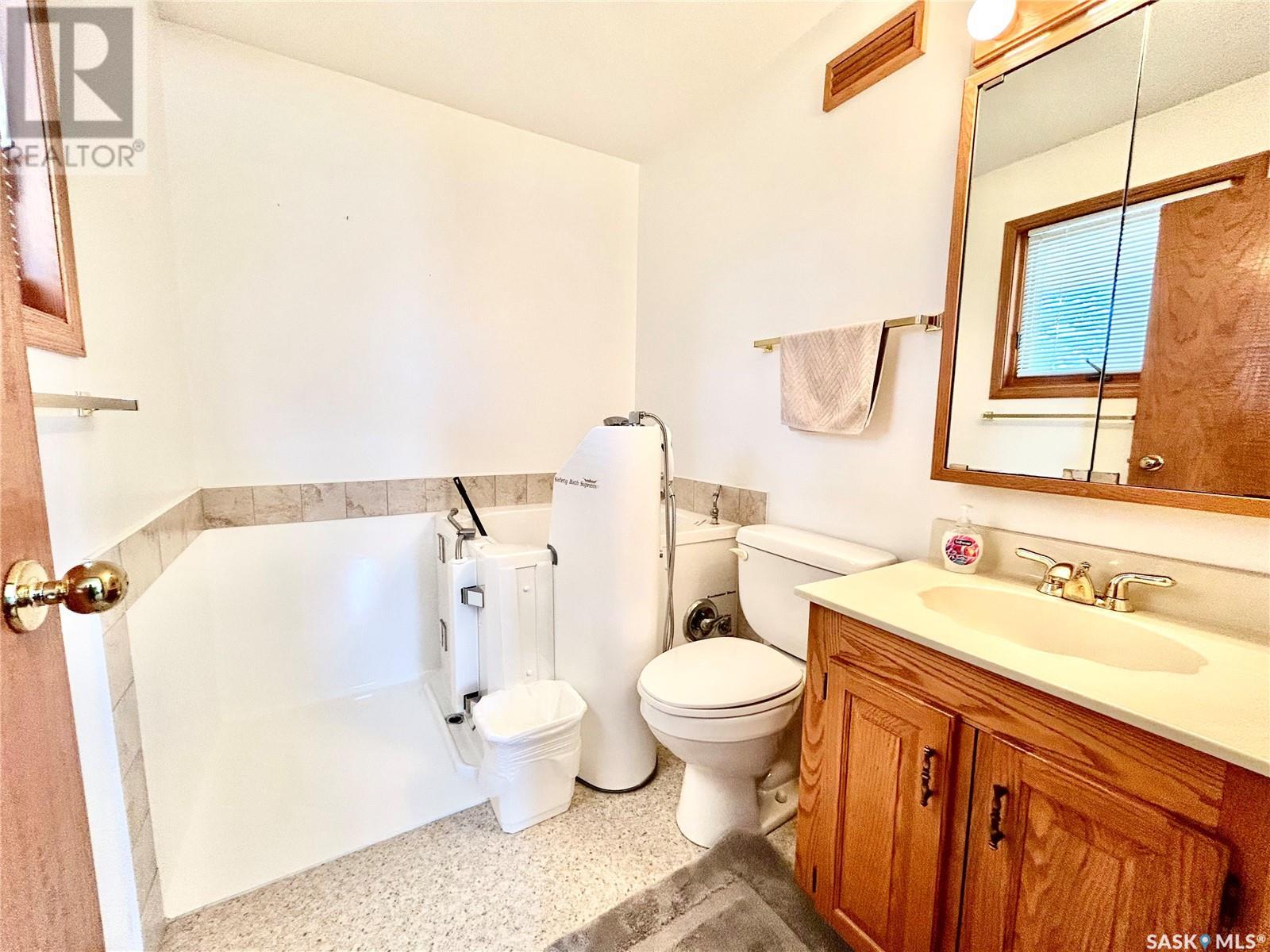 537 Fir Crescent, Carrot River, Saskatchewan  S0E 0L0 - Photo 16 - SK002939