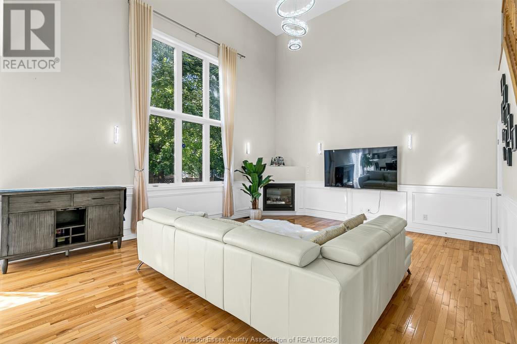 Property at 3741 INGLEWOOD AVENUE image 2