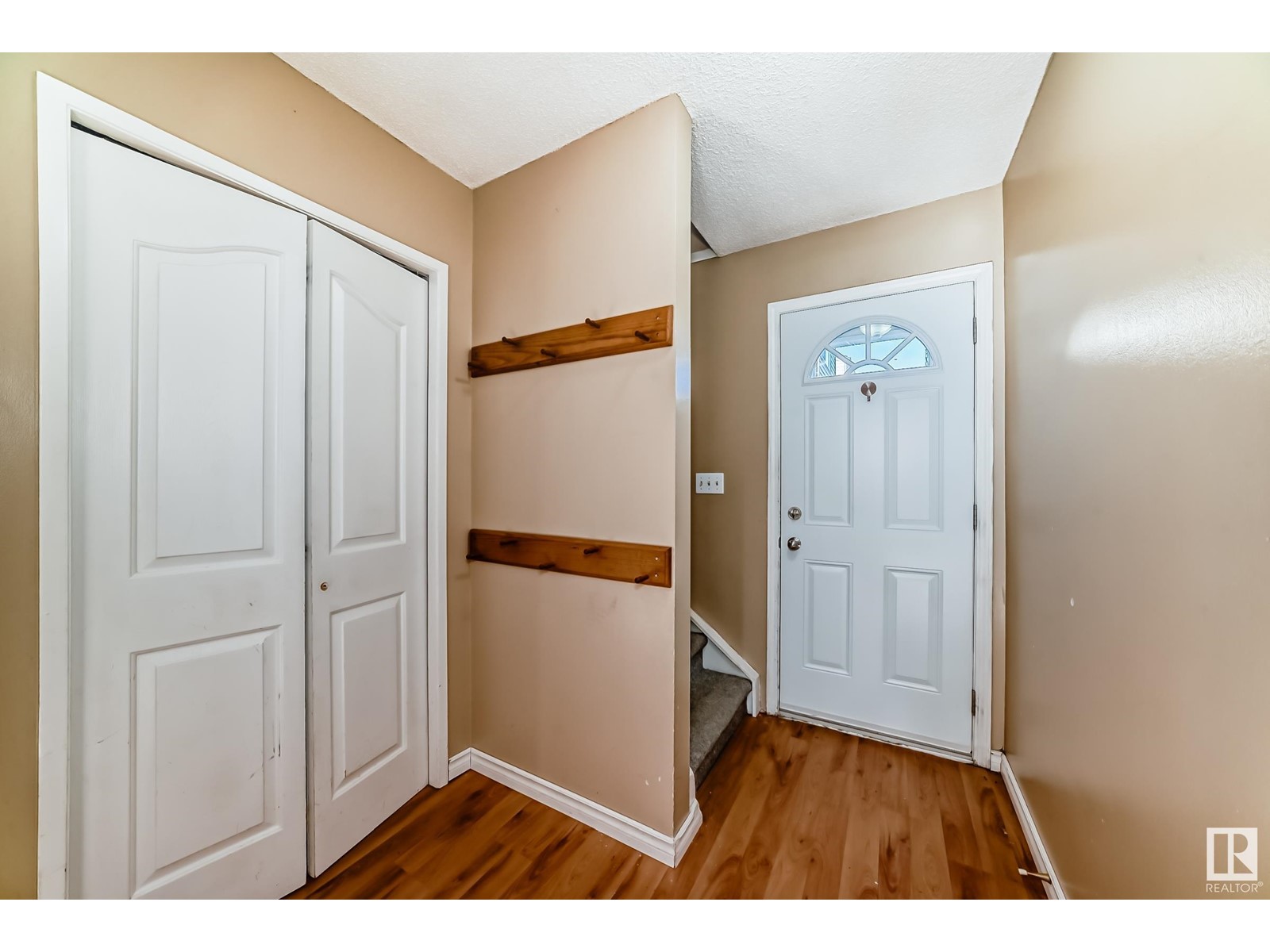 Property at 14247 23 ST NW image 5