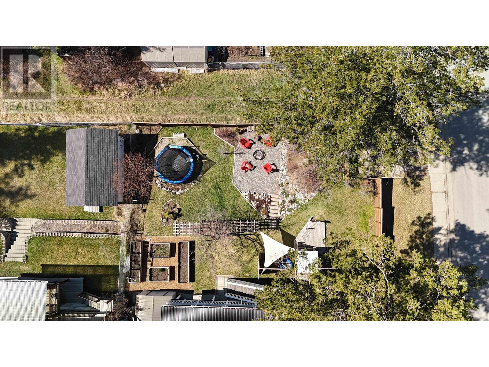 Property at 741 N FOURTH AVENUE image 2