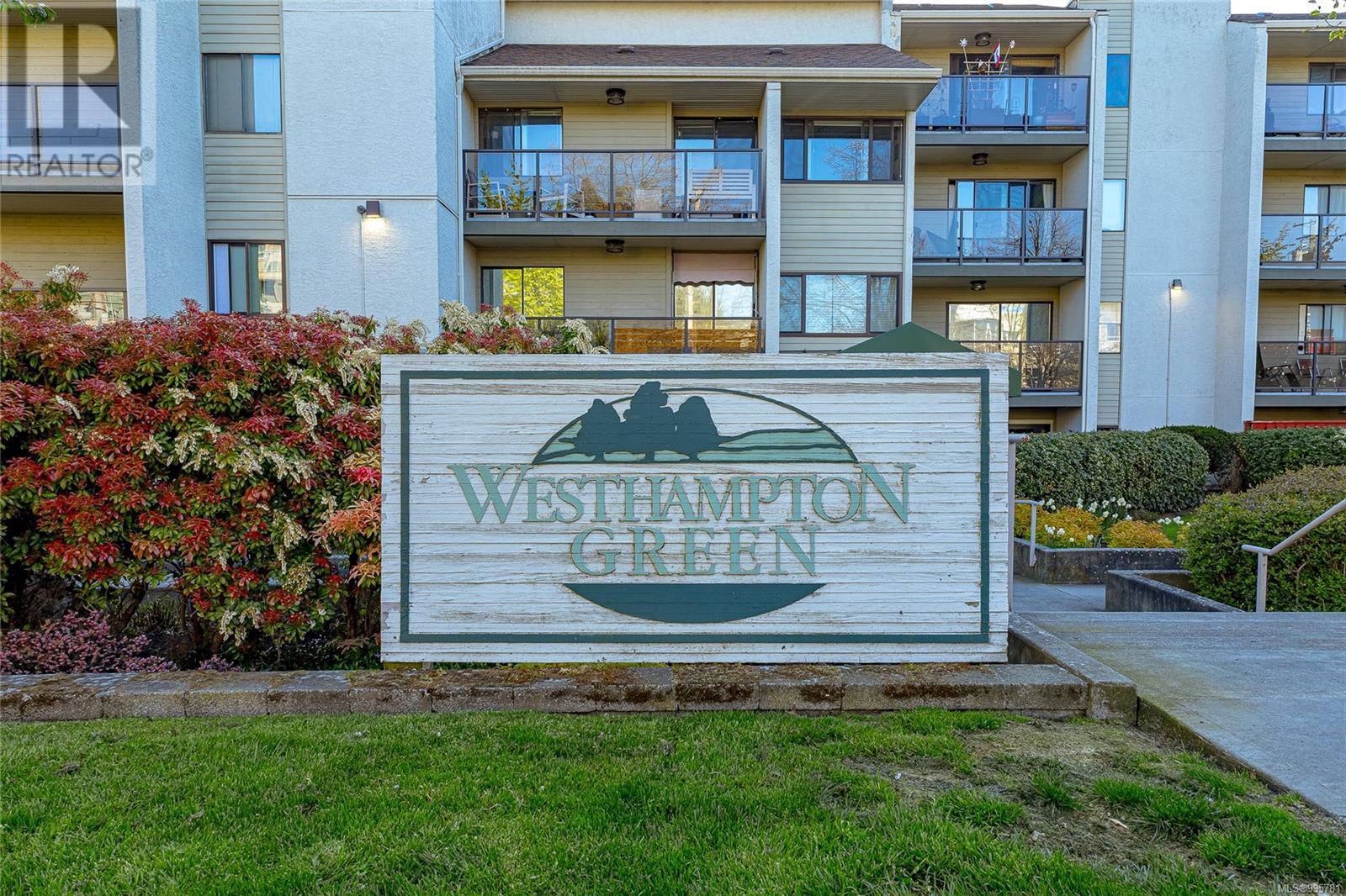 Property at 110 2757 Quadra St image 1