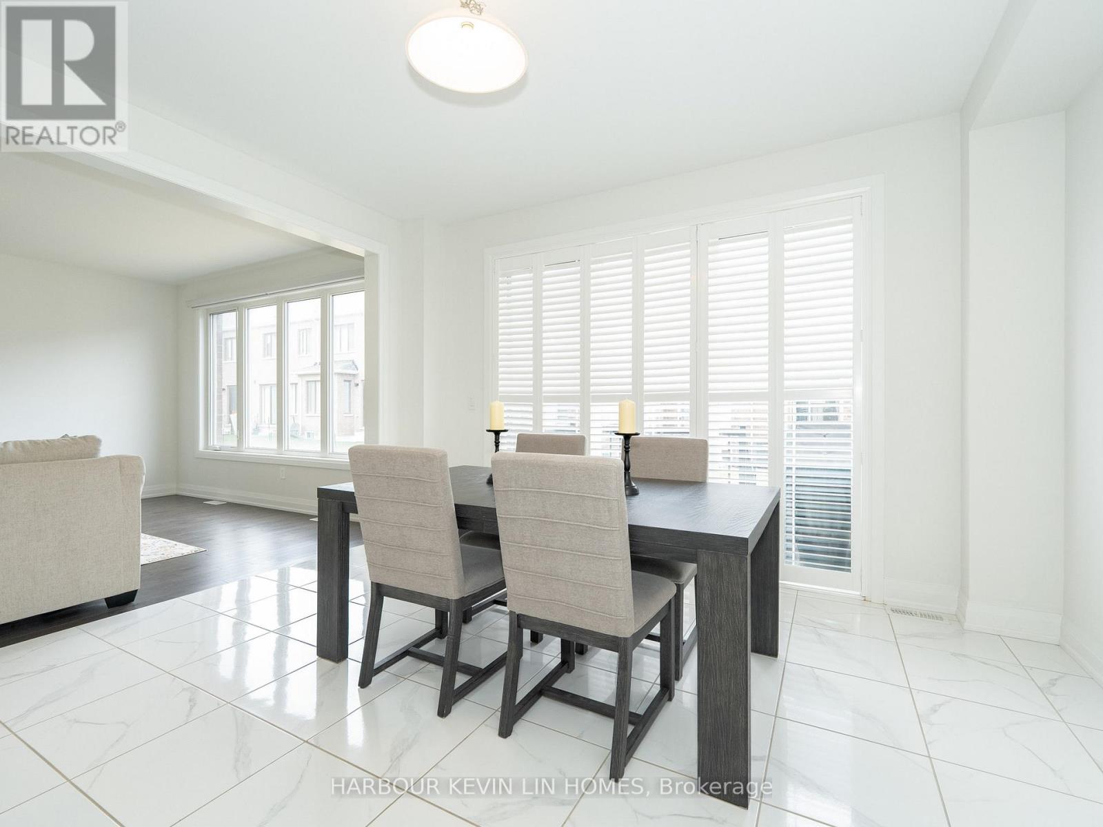 14 Longworth Avenue, Richmond Hill, Ontario  L4E 1J1 - Photo 11 - N12090900