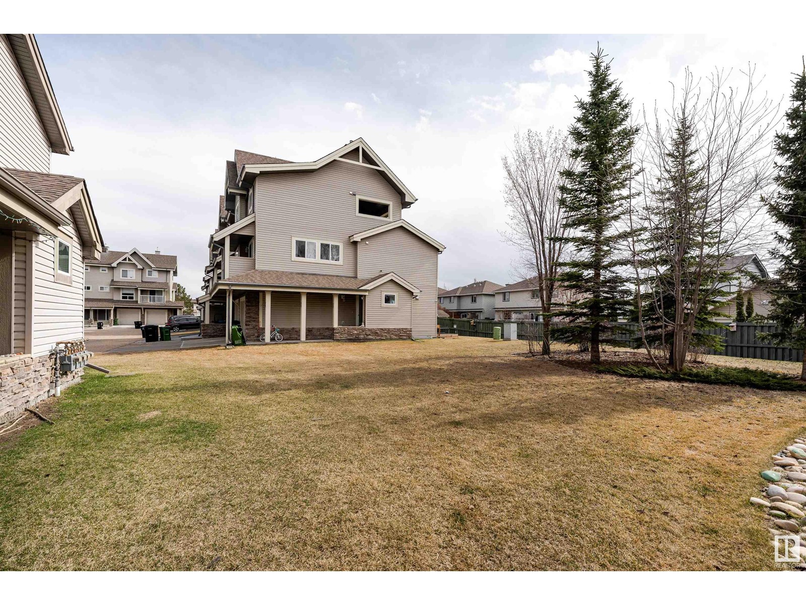 Property at #103 12050 17 AV SW image 3