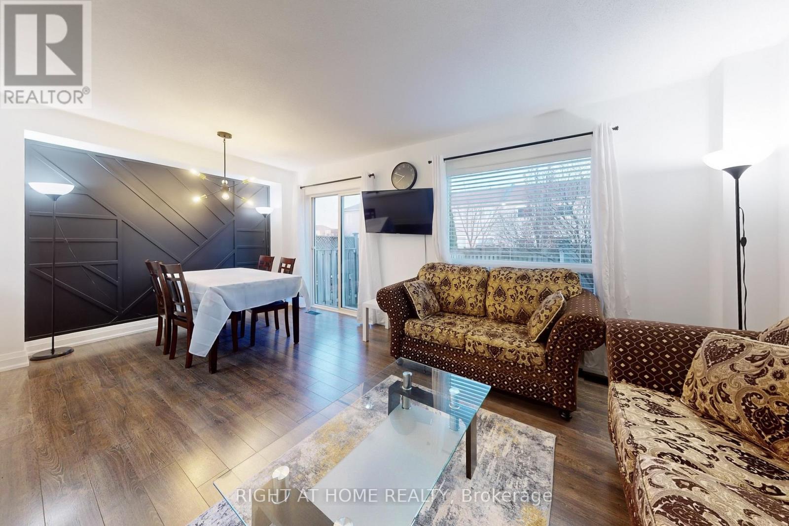 7 Macmillan Avenue, Whitby, Ontario  L1R 3H4 - Photo 15 - E12090928