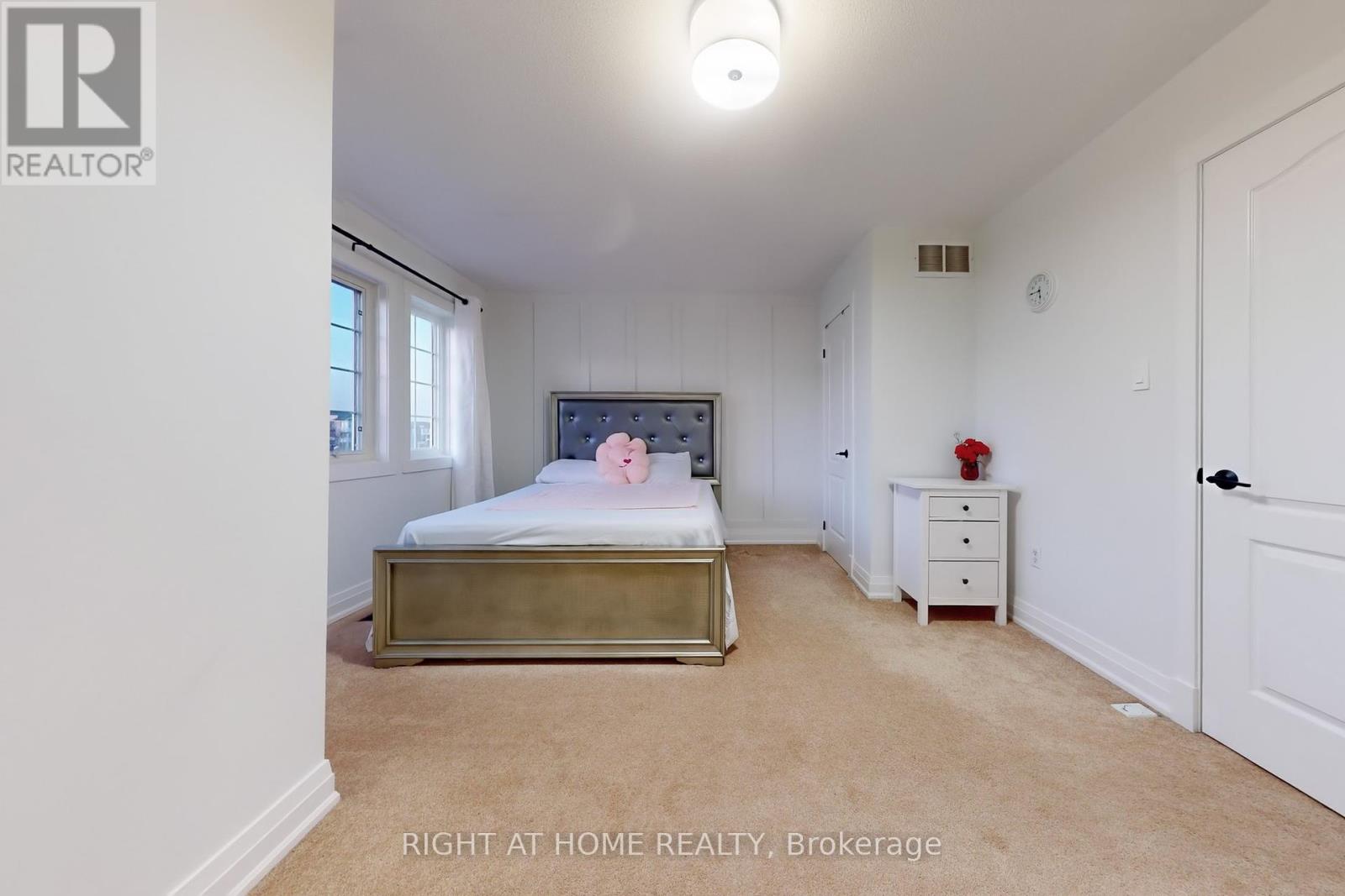 7 Macmillan Avenue, Whitby, Ontario  L1R 3H4 - Photo 23 - E12090928