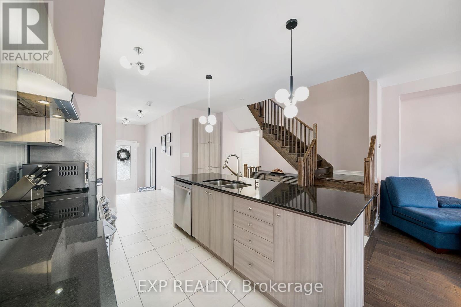 2075 Dale Road, Innisfil, Ontario  L9S 0J8 - Photo 11 - N12090919