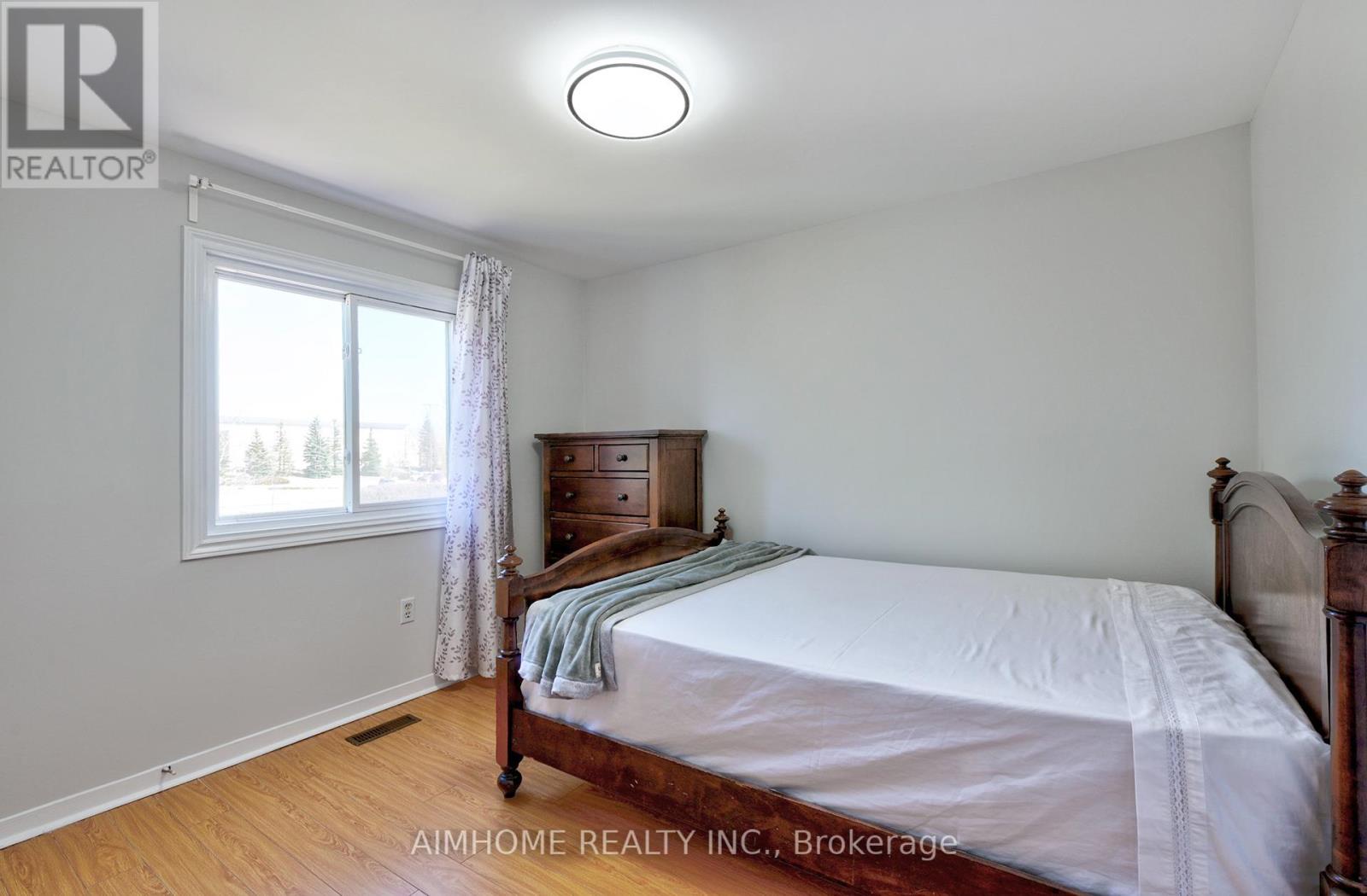 97 Miley Drive, Markham, Ontario  L3R 4V2 - Photo 19 - N12090940