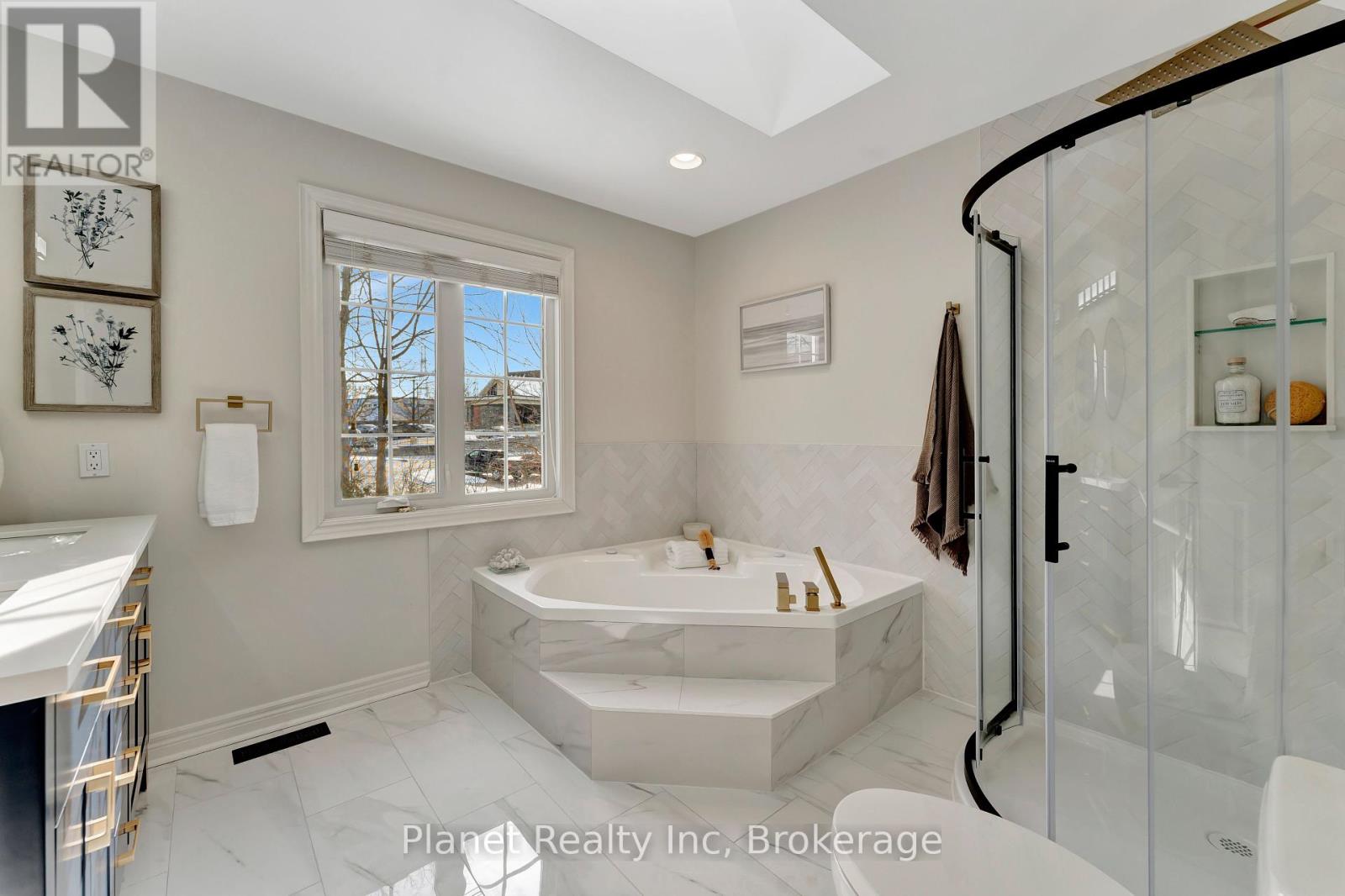 7 - 25 Manor Park Crescent, Guelph, Ontario  N1G 1A2 - Photo 28 - X12049033