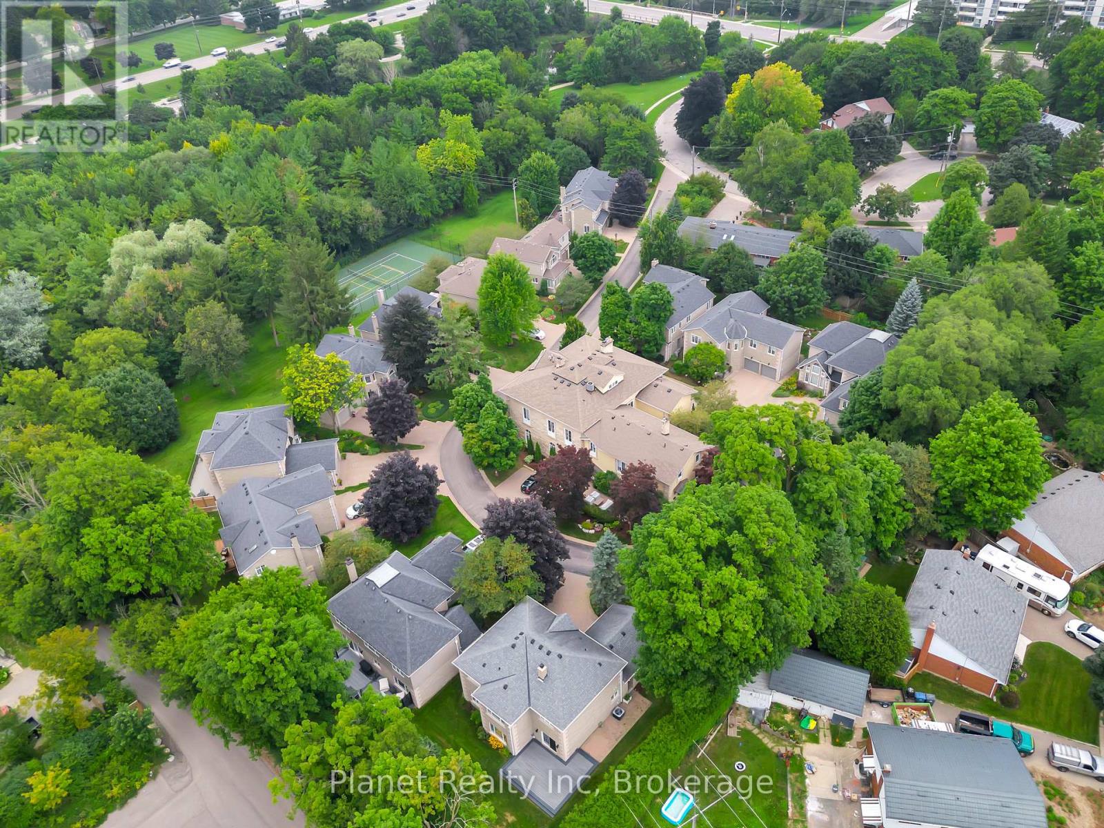 Property at 7 - 25 MANOR PARK CRESCENT image 4