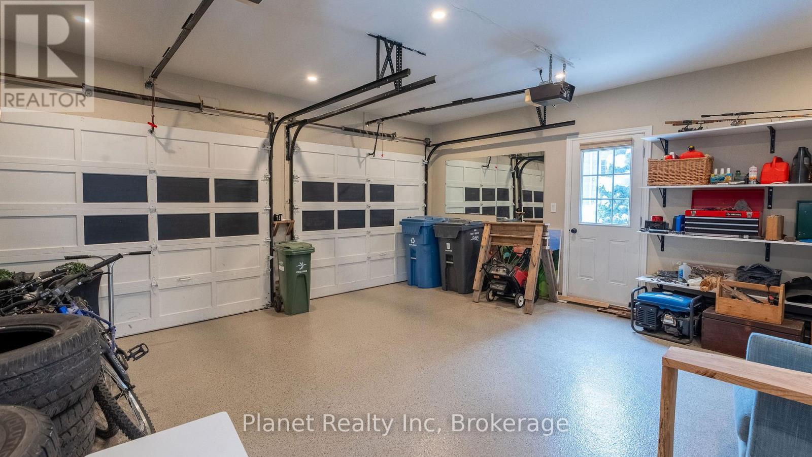 7 - 25 Manor Park Crescent, Guelph, Ontario  N1G 1A2 - Photo 40 - X12049033