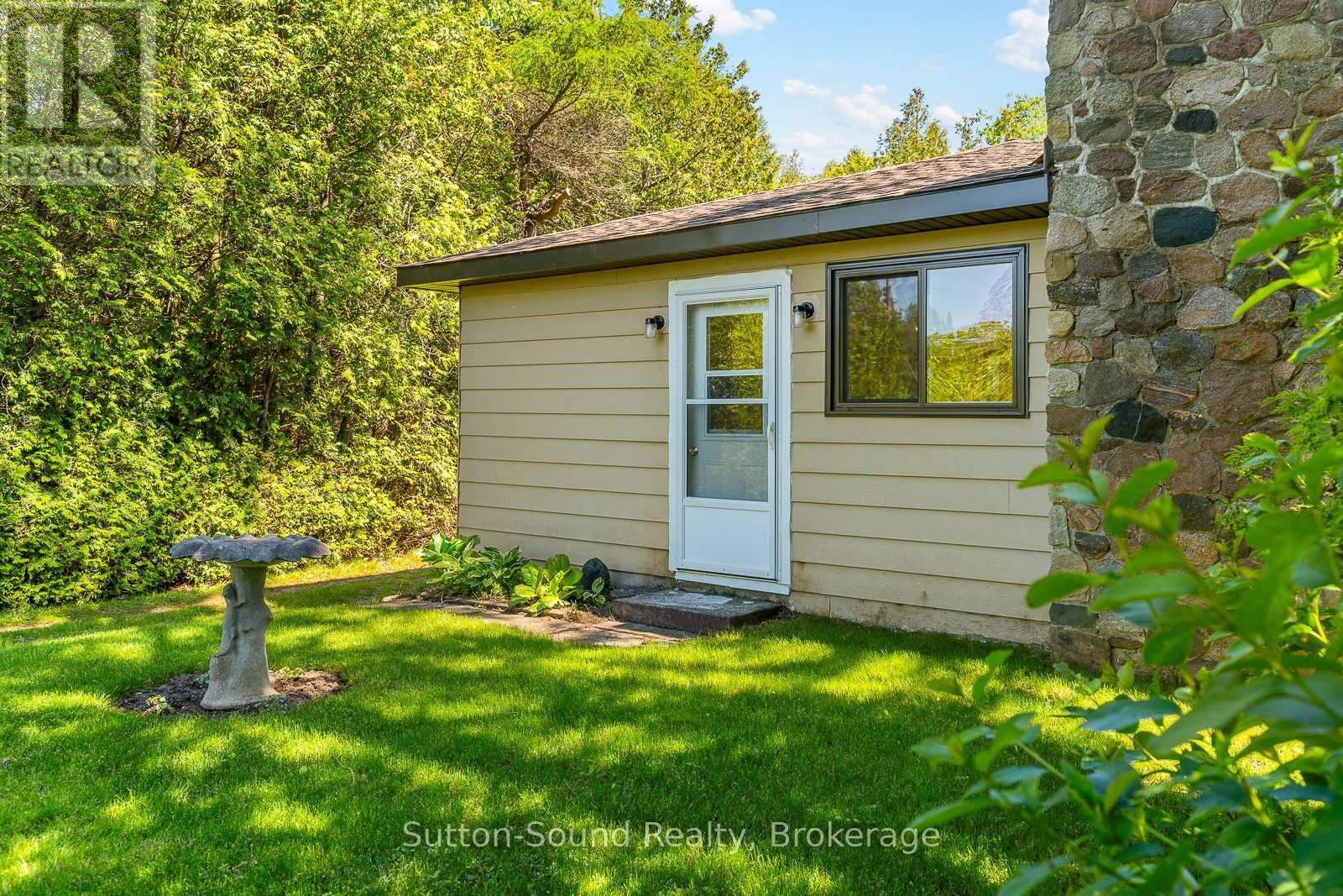 1292 Sunset Drive, South Bruce Peninsula, Ontario  N0H 2T0 - Photo 30 - X12090951
