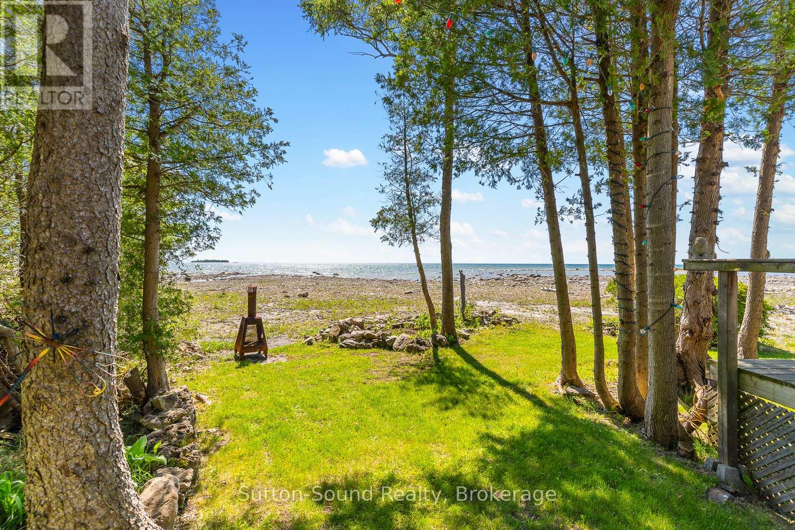 1292 Sunset Drive, South Bruce Peninsula, Ontario  N0H 2T0 - Photo 33 - X12090951