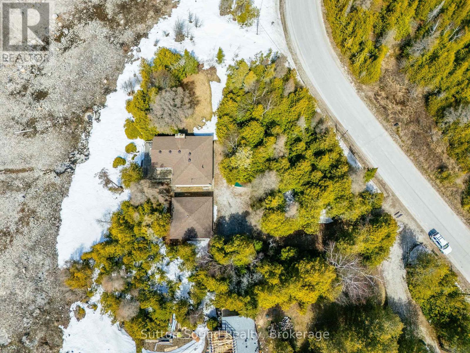 1292 Sunset Drive, South Bruce Peninsula, Ontario  N0H 2T0 - Photo 39 - X12090951