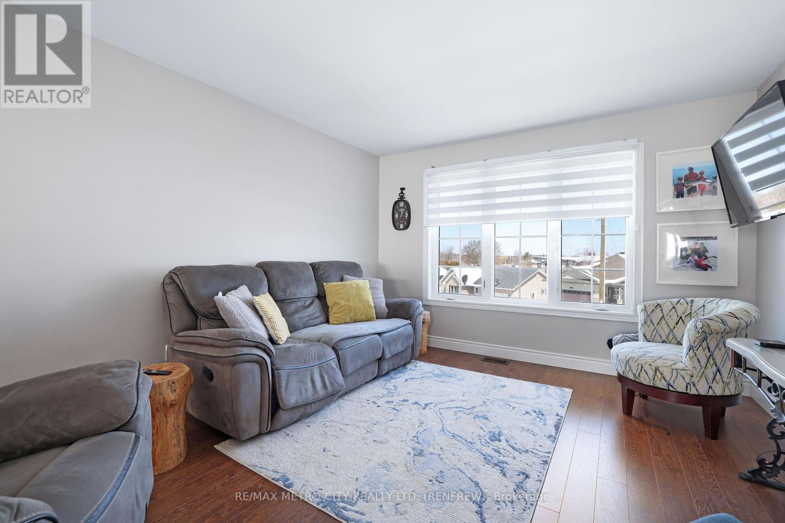 148 Haramis Drive, Renfrew, Ontario  K7V 4M8 - Photo 11 - X12076709