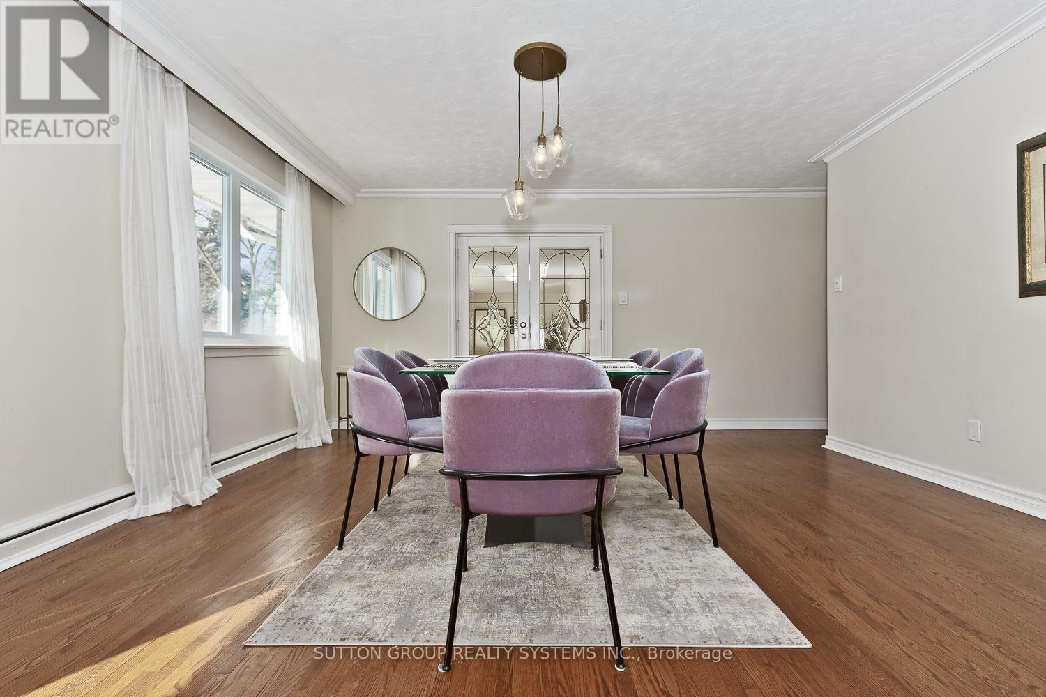 1606 Crediton Parkway E, Mississauga, Ontario  L5G 3X3 - Photo 18 - W12037152