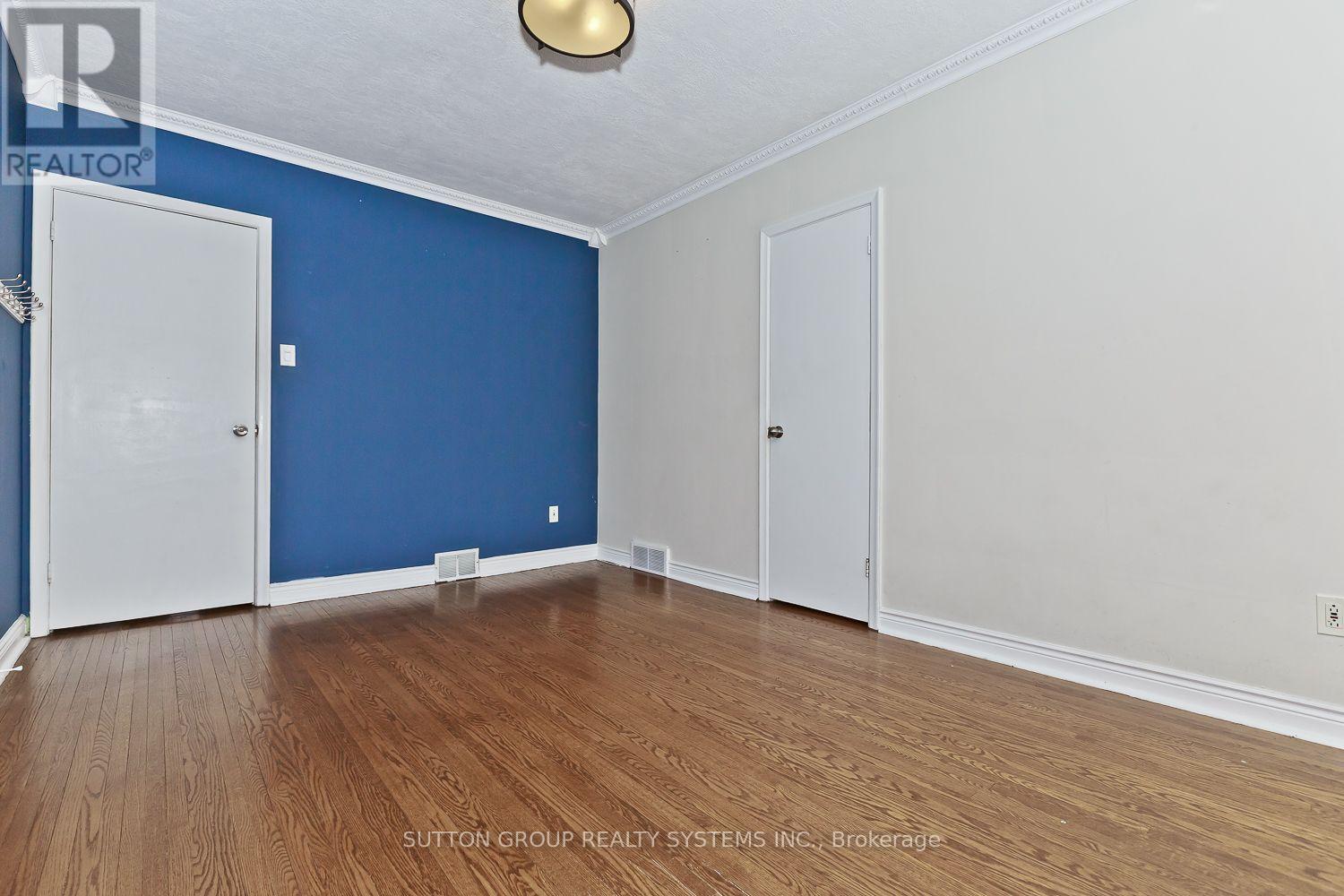 1606 Crediton Parkway E, Mississauga, Ontario  L5G 3X3 - Photo 33 - W12037152