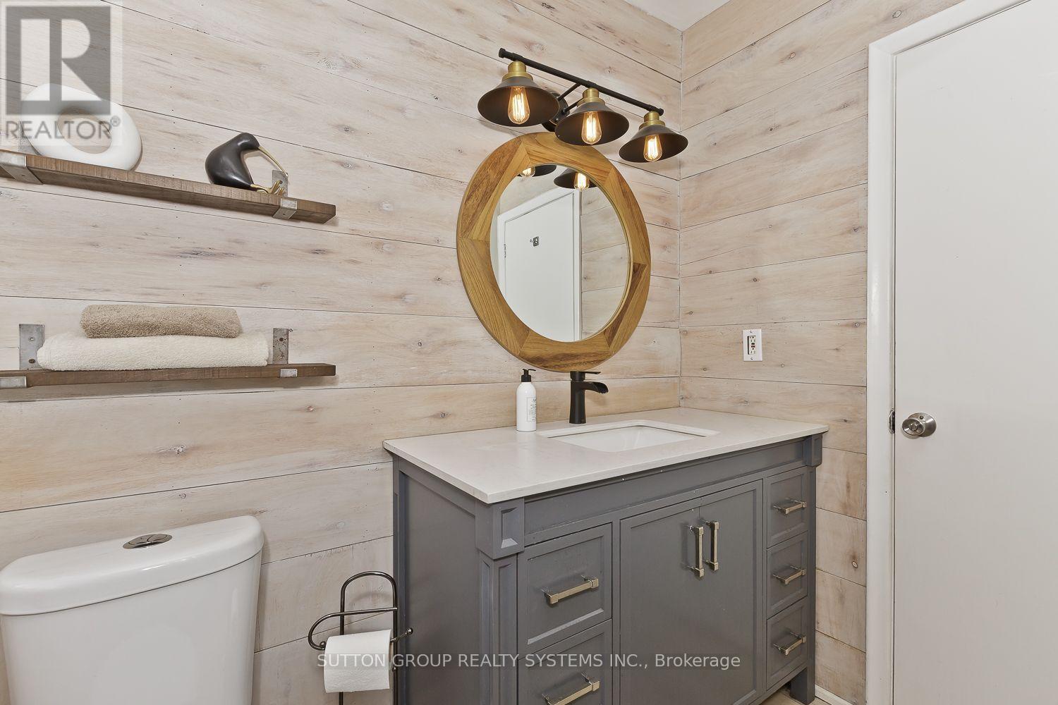 1606 Crediton Parkway E, Mississauga, Ontario  L5G 3X3 - Photo 31 - W12037152