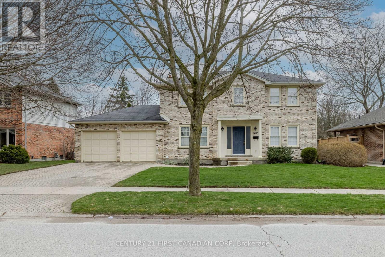 Photo 2 of 43 for 7037 Diane Crescent