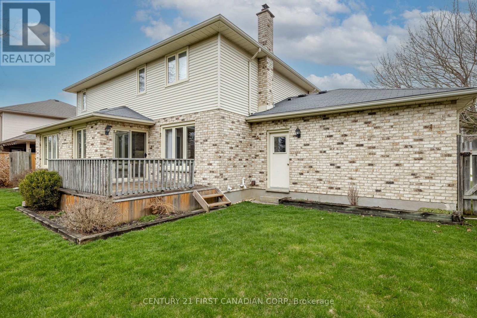 Photo 35 of 43 for 7037 Diane Crescent