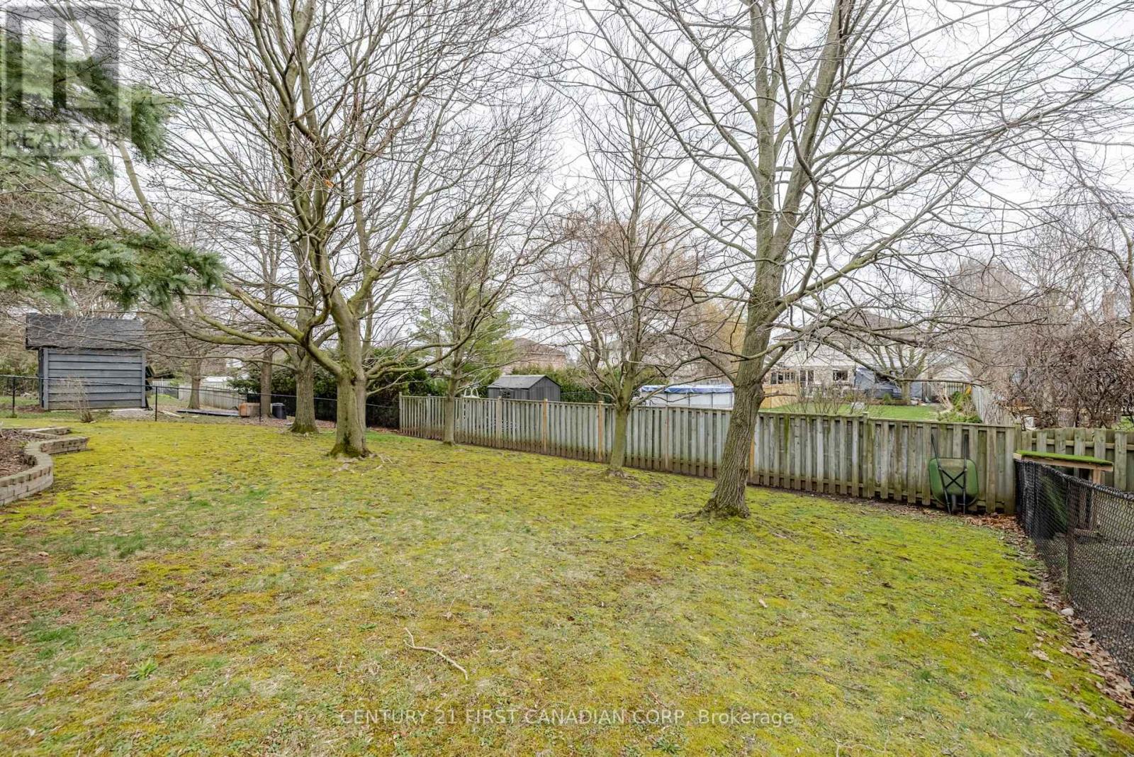 Photo 38 of 43 for 7037 Diane Crescent
