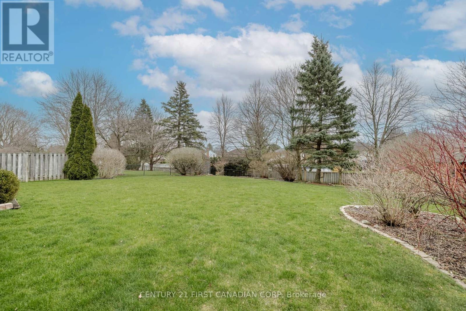 Photo 39 of 43 for 7037 Diane Crescent