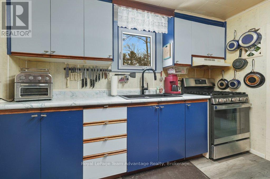 320 Mcdougall Road, Mcdougall, Ontario  P2A 2W7 - Photo 14 - X12090984