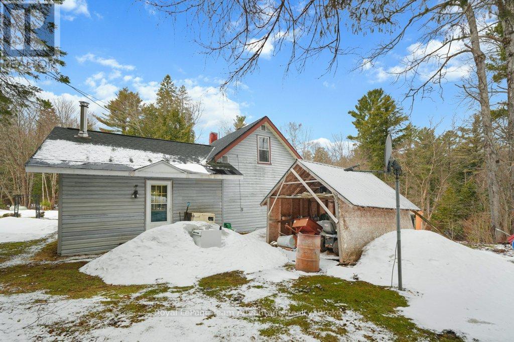 320 Mcdougall Road, Mcdougall, Ontario  P2A 2W7 - Photo 30 - X12090984