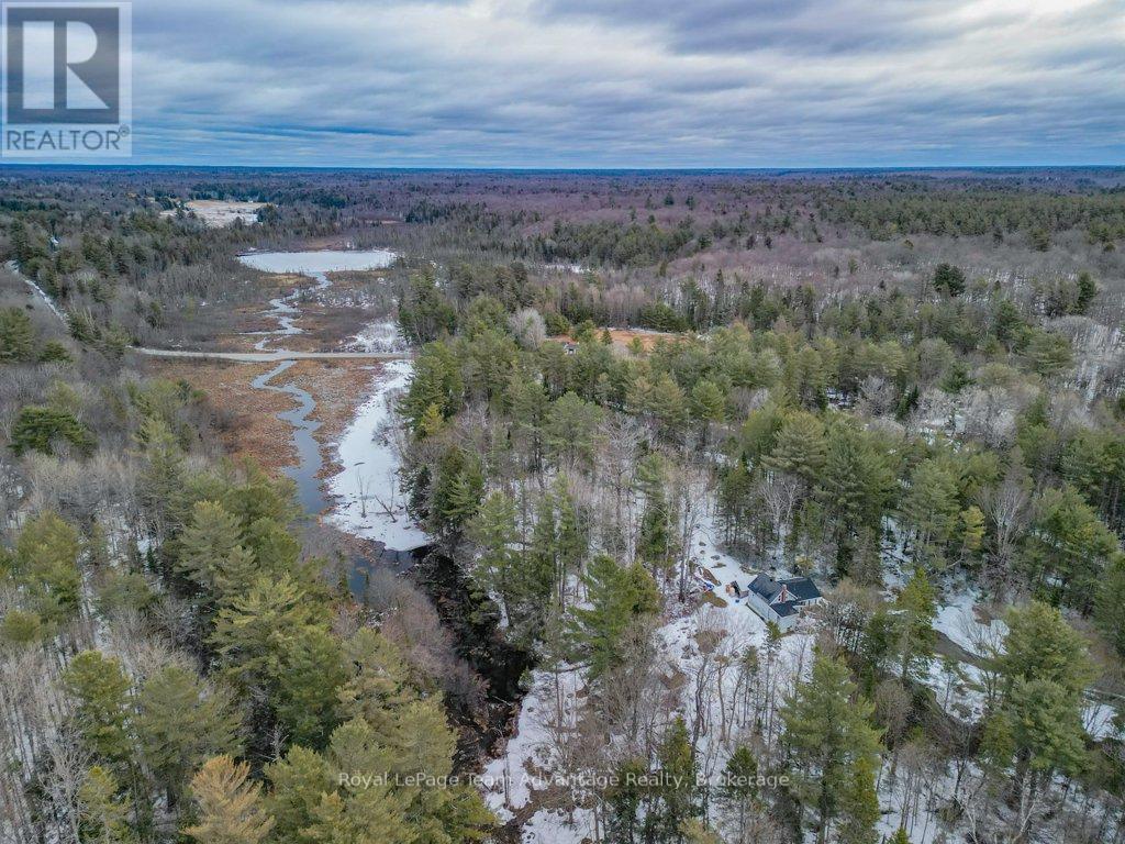 320 Mcdougall Road, Mcdougall, Ontario  P2A 2W7 - Photo 33 - X12090984